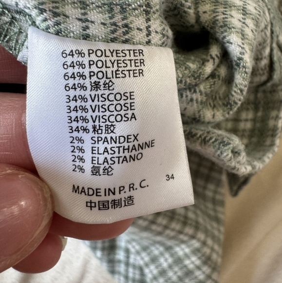 Brandy Melville Green Plaid Mini Skirt - Picture 6 of 7